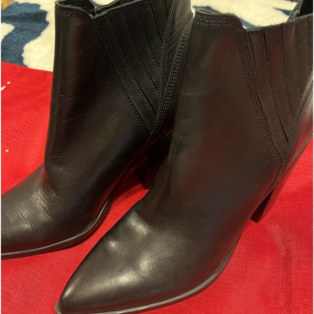 Marc Fisher High Heels Boots